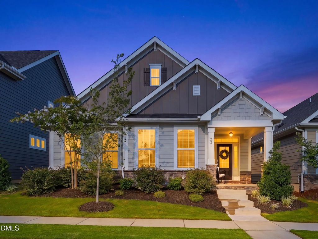221 Stone River Drive, Wendell