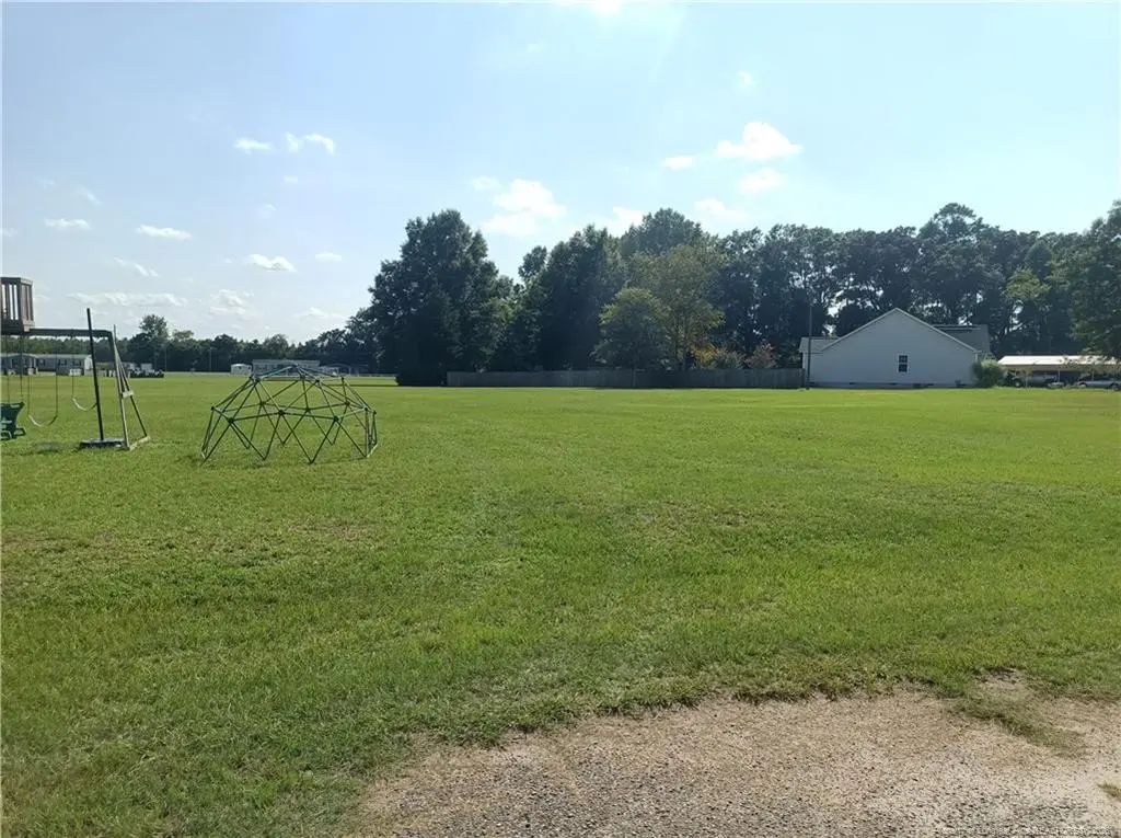 112 Lakeview Drive, Red Springs