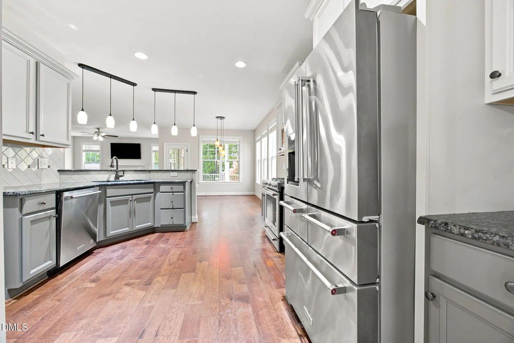 1124 Armsleigh Court, Raleigh