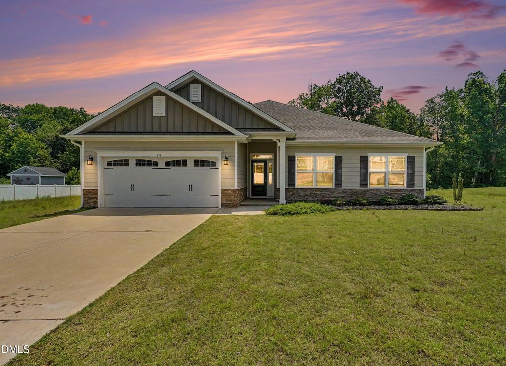 157 Kinsale Court, Garner