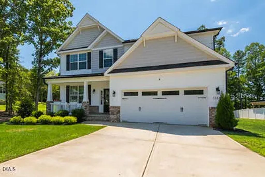 1342 Reading Court, Burlington