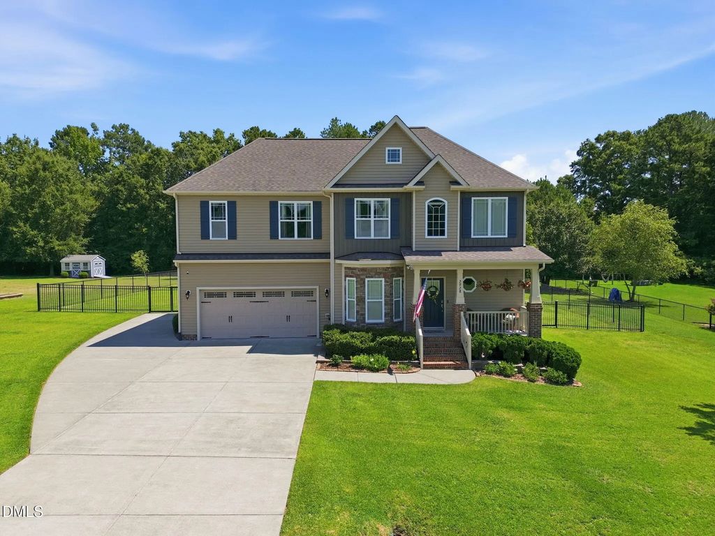 2928 Plantation Glen Drive, Zebulon