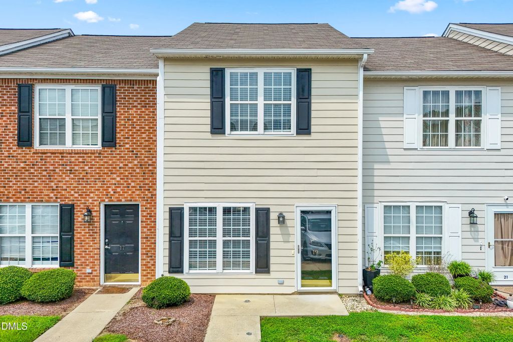 19 Cheltenham Drive, Clayton