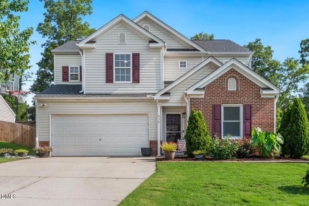 513 Birchtree Valley Court, Fuquay Varina