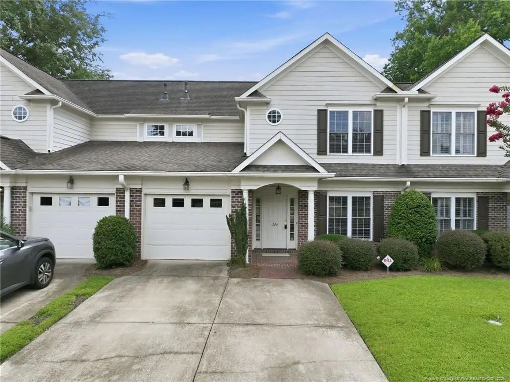 326 Coverly Square, Fayetteville
