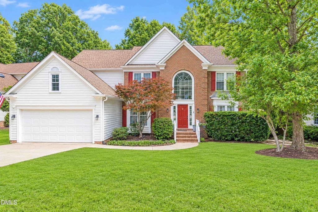 104 Strathburgh Lane, Cary