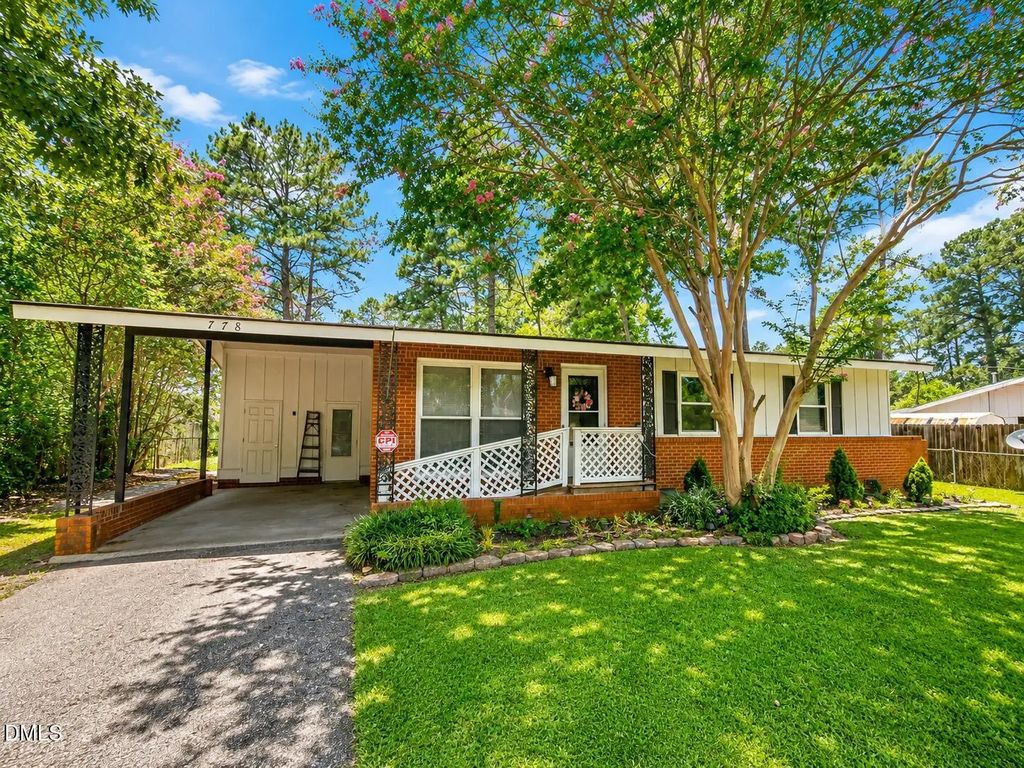 778 Yorkshire Drive, Fayetteville