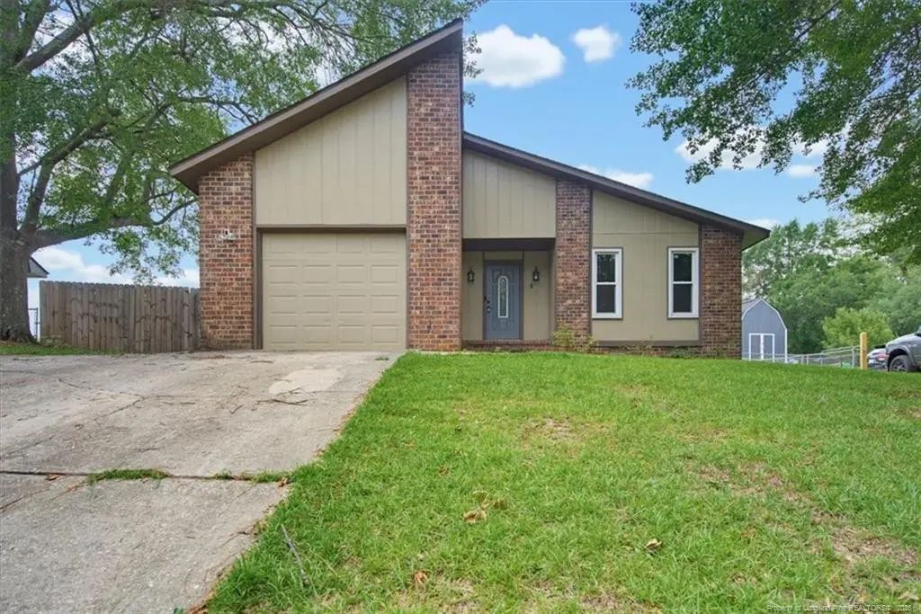 6941 Melbourne Drive, Fayetteville