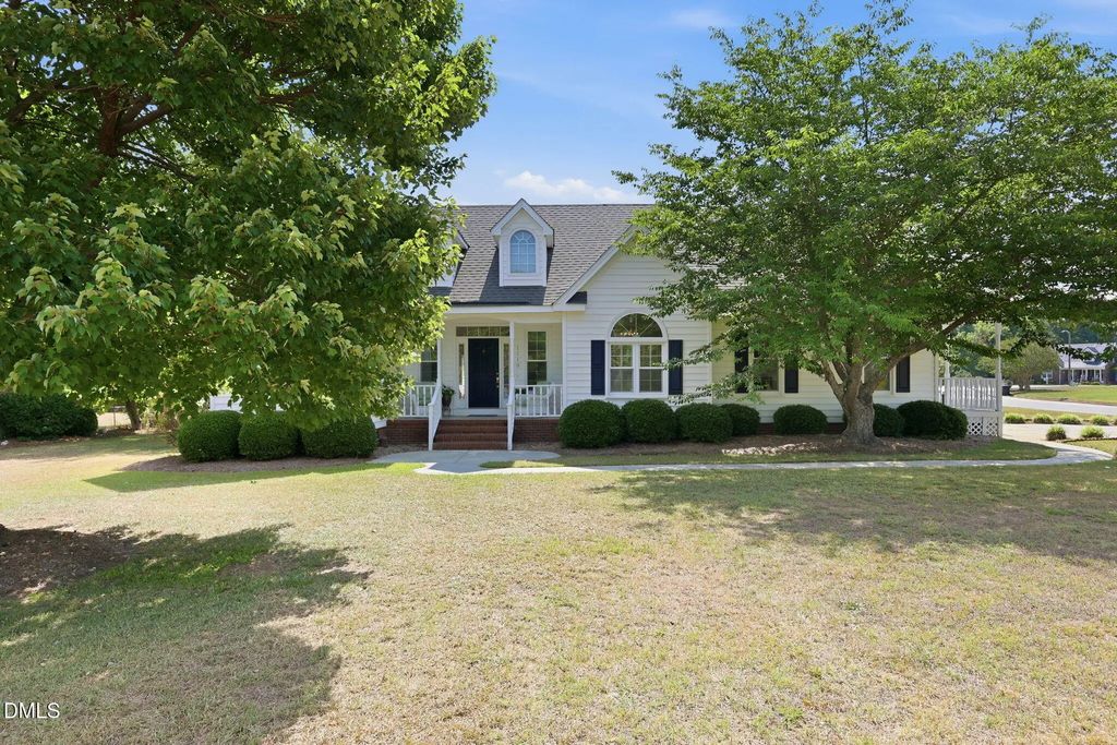 1118 Warren Road, Erwin