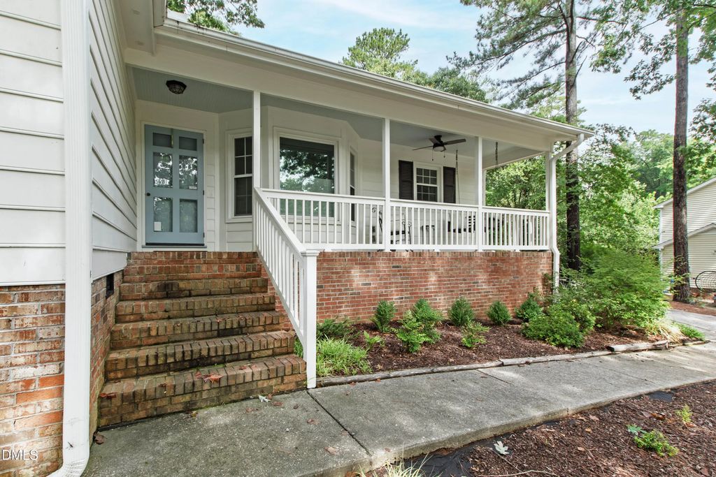6201 Bramblewood Drive, Raleigh