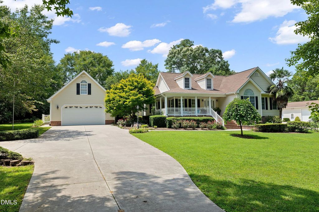 15 Winter Woods Drive, Louisburg