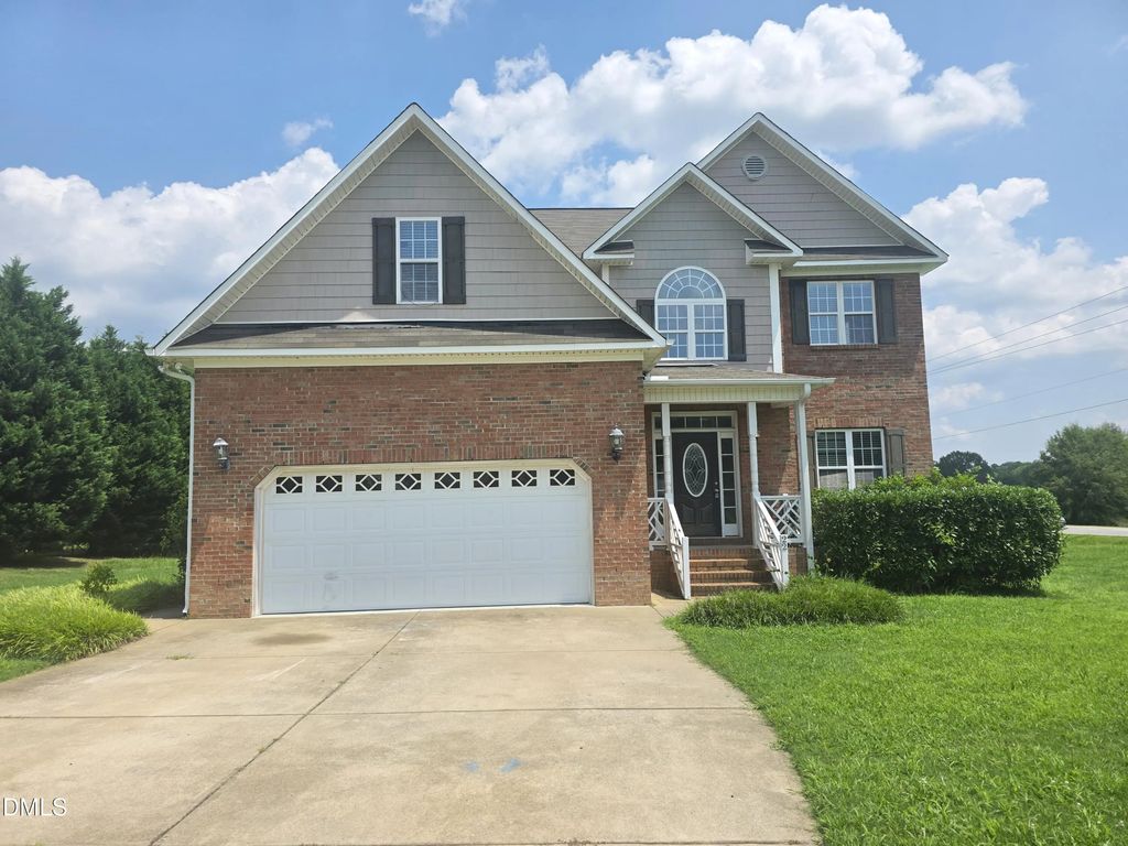 22 Oak Run Drive, Clayton