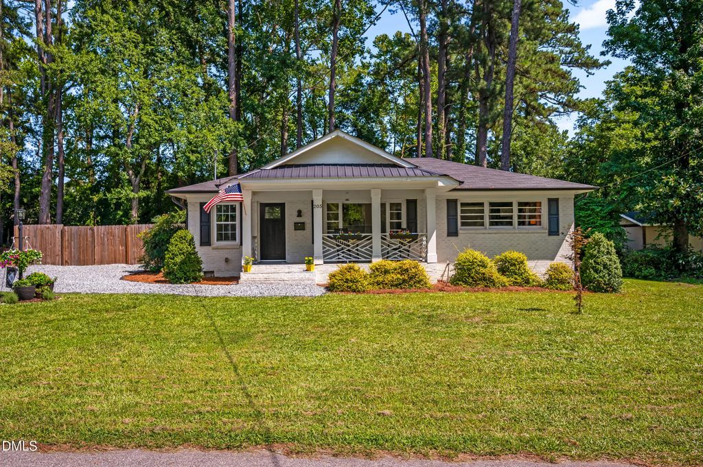 205 Jones Avenue, Fuquay Varina