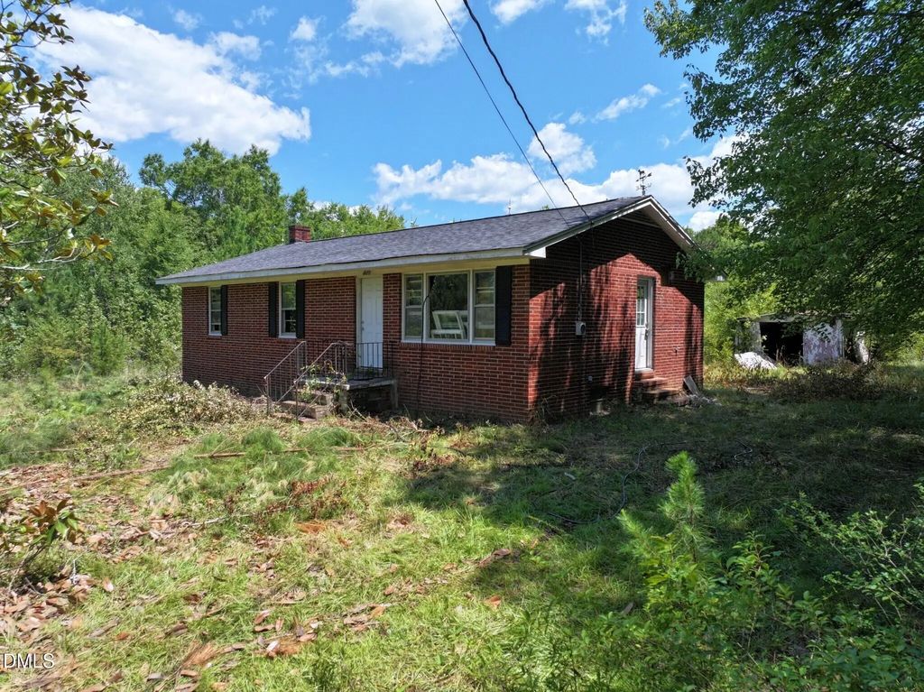 106 Coe Street, Timberlake