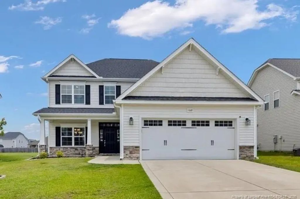 1669 Seattle Slew Lane, Hope Mills