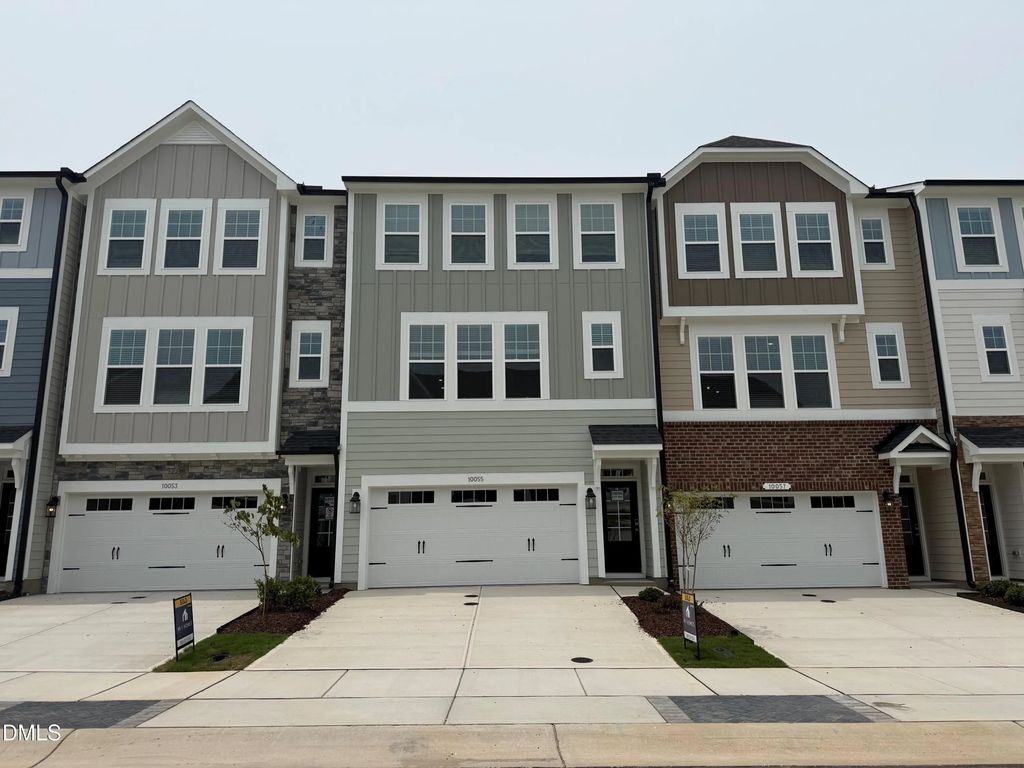 10055 Secluded Gdn Drive 151, Apex