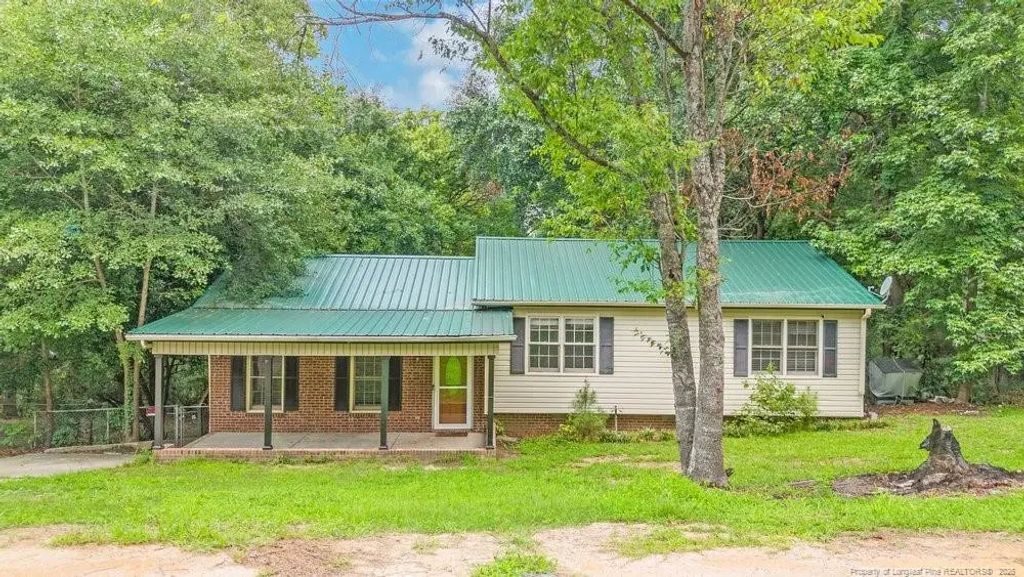4572 Westfield Road, Fayetteville