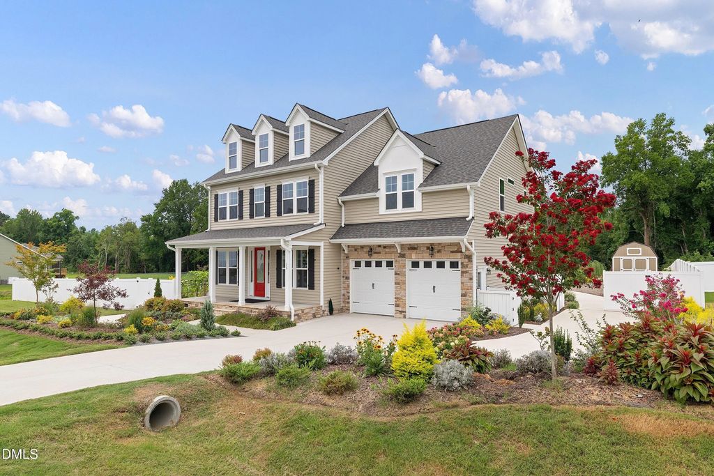 28 S Bream Court, Angier