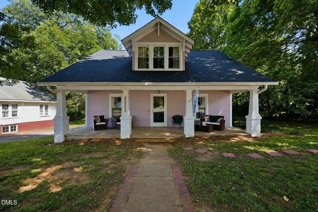 4122 S Nc 62 Highway, Burlington