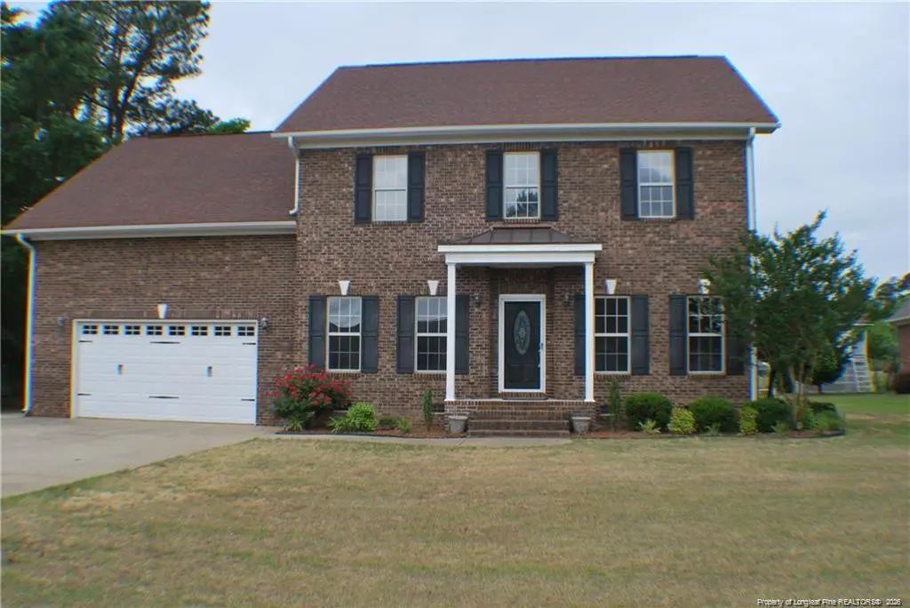 845 Log Cabin Road, Fayetteville