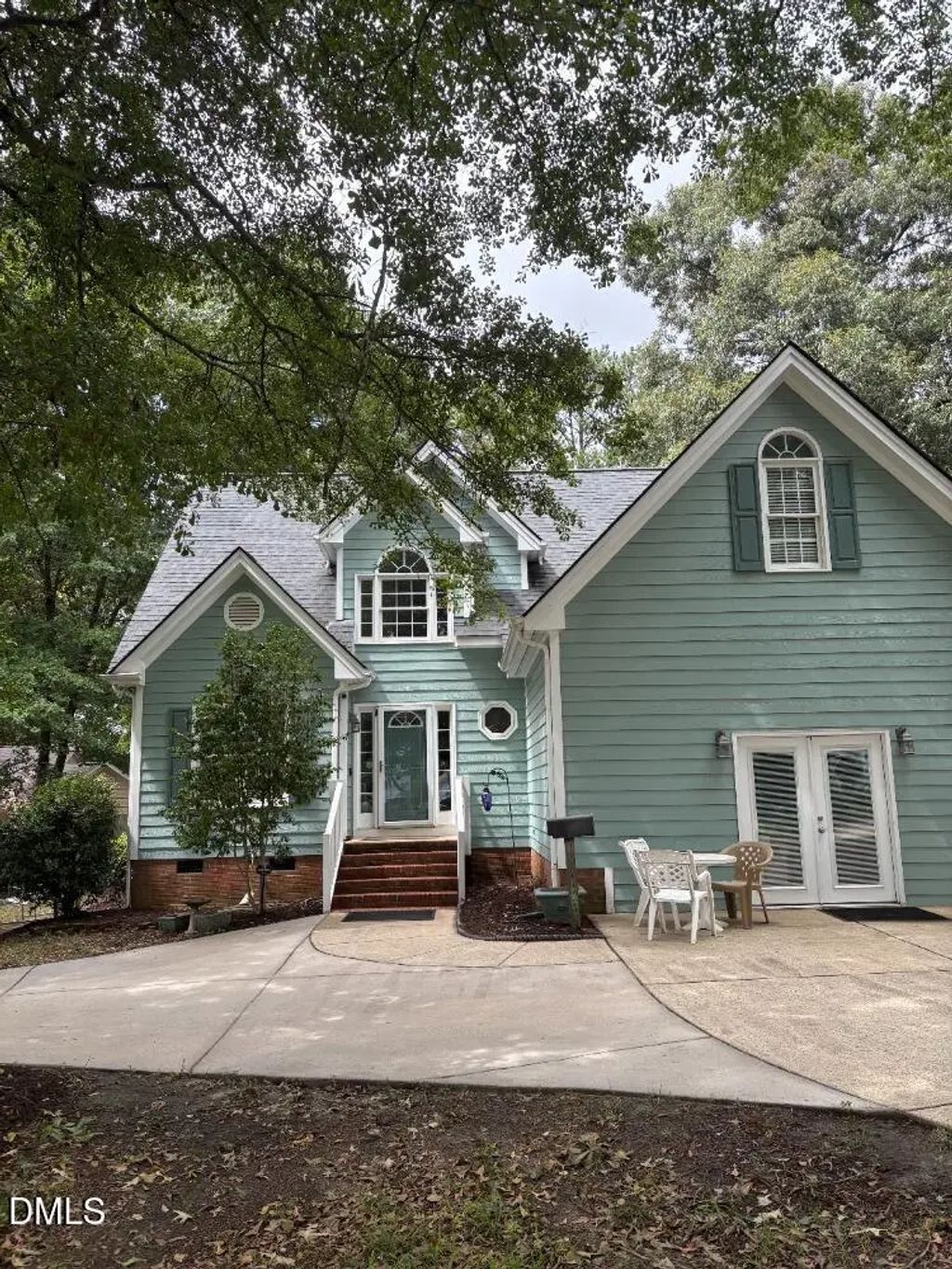 300 Powhatan Drive, Fuquay Varina