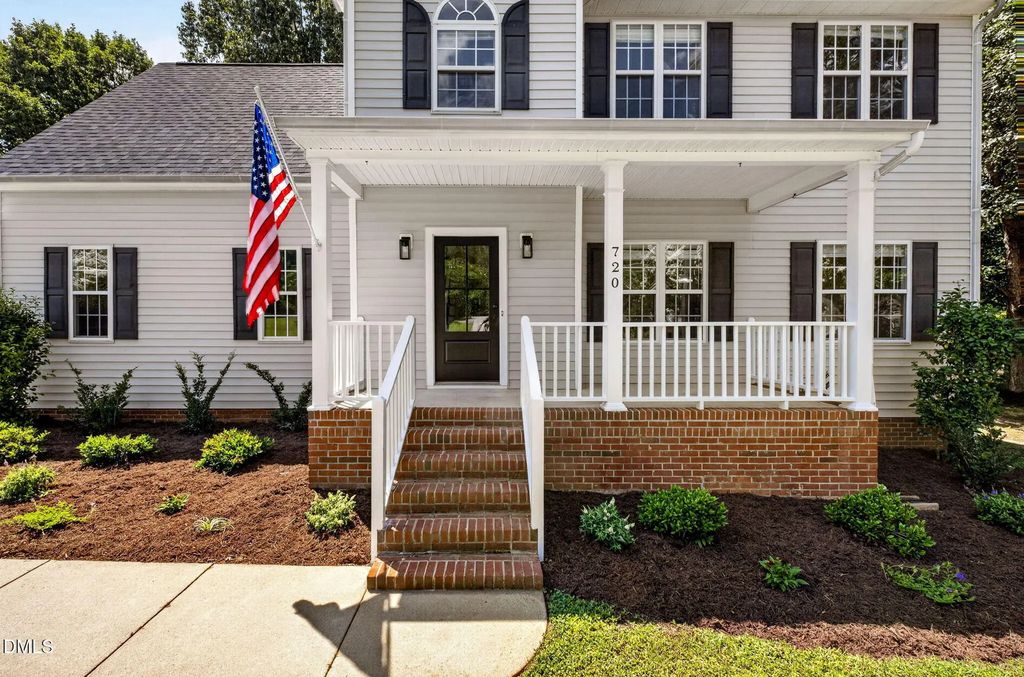720 Raymond Drive, Clayton