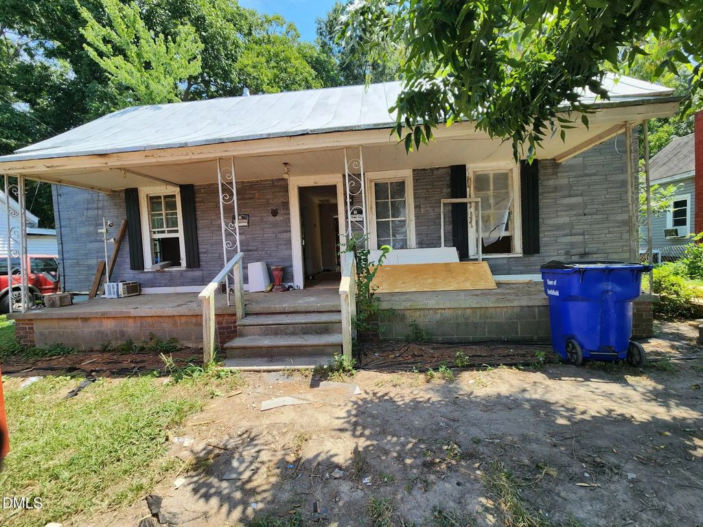 512 N 12th Street, Smithfield