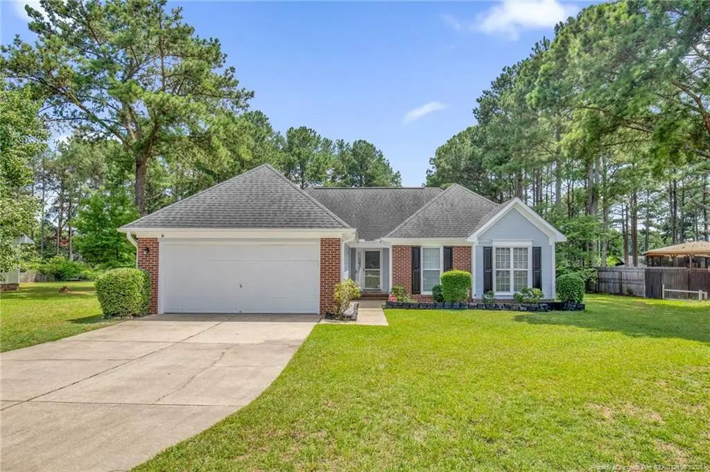 6960 Rockfish Road, Raeford
