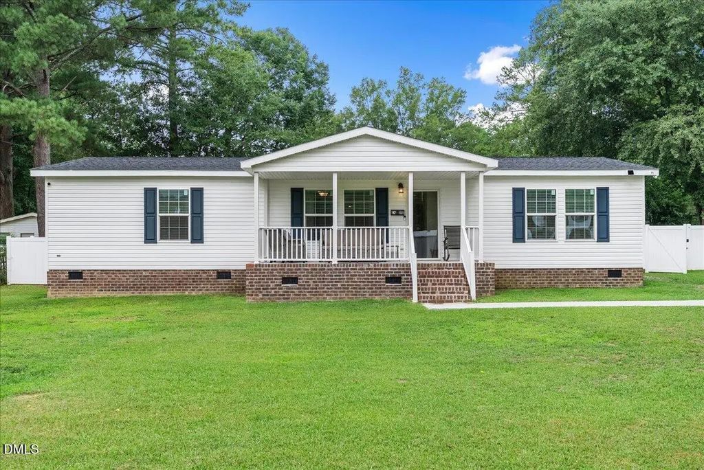 87 Matthews Street, Roanoke Rapids