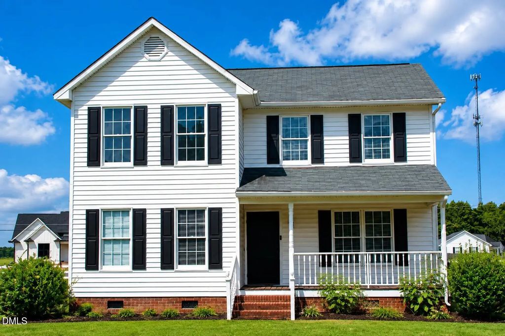 105 Carriage Court, Dunn