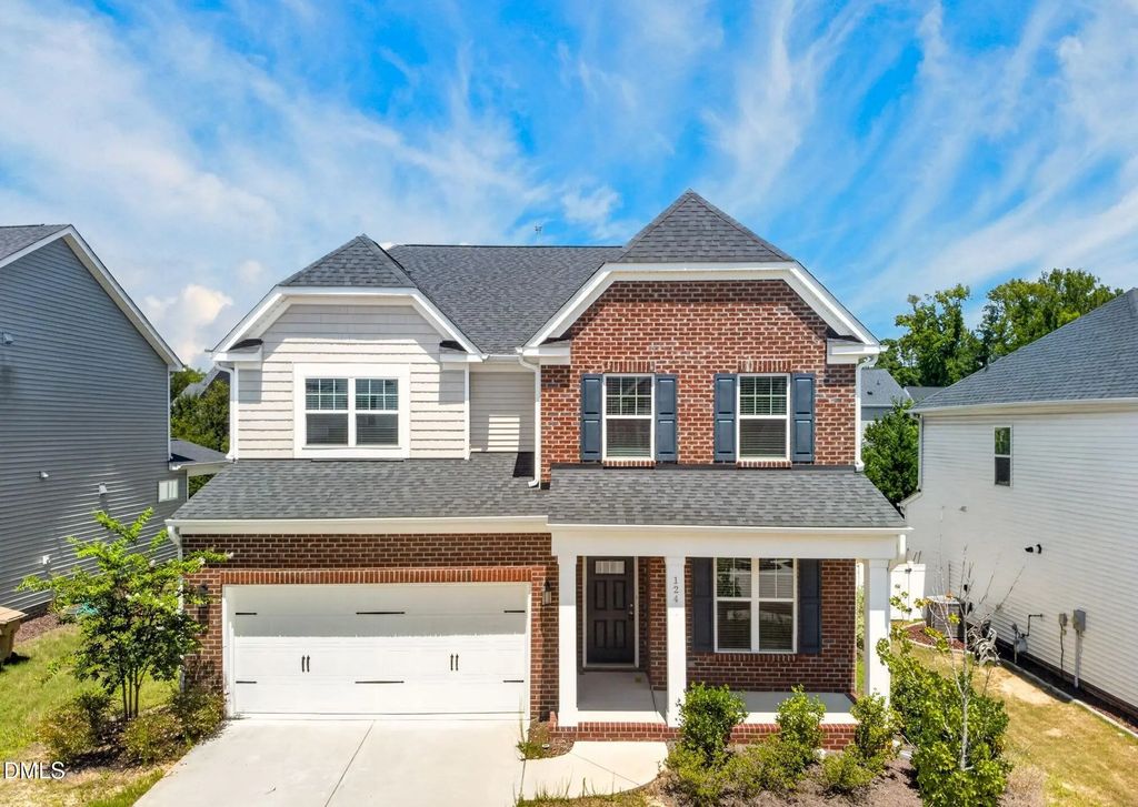 124 Dimmer Garden Lane, Garner