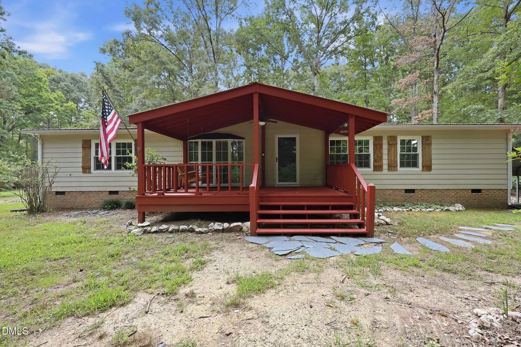 437 Kirkmans Ford Road, Siler City