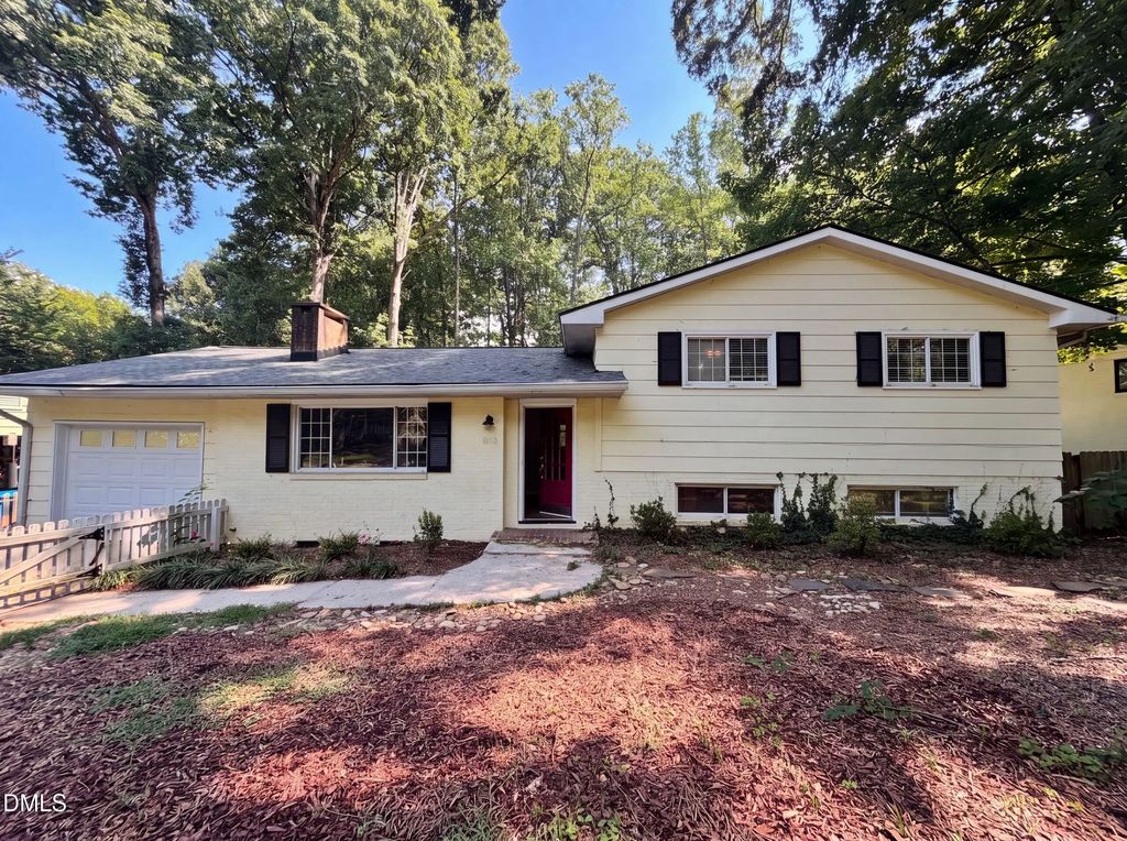 810 Beaver Dam Road, Raleigh