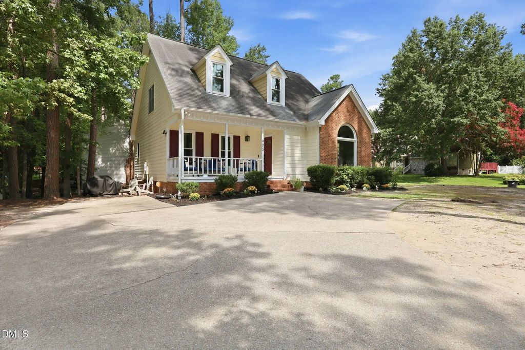 905 Mingo Place, Knightdale