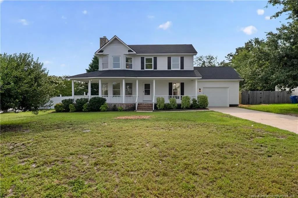201 Laketree Boulevard, Spring Lake