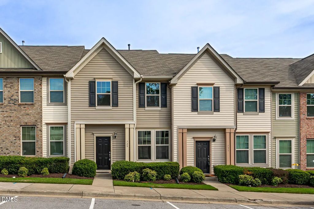 729 Maypearl Lane, Raleigh