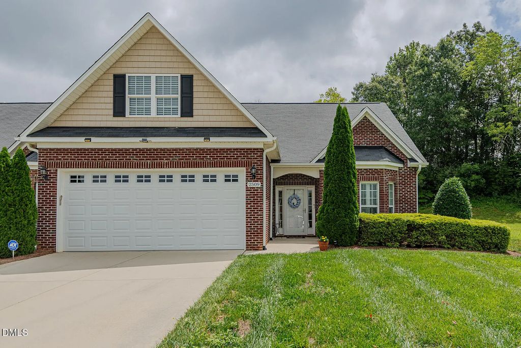 2509 Longshadow Drive, Graham