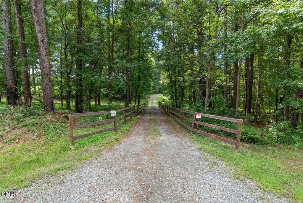 1571 Wayside Farm Road, Franklinton