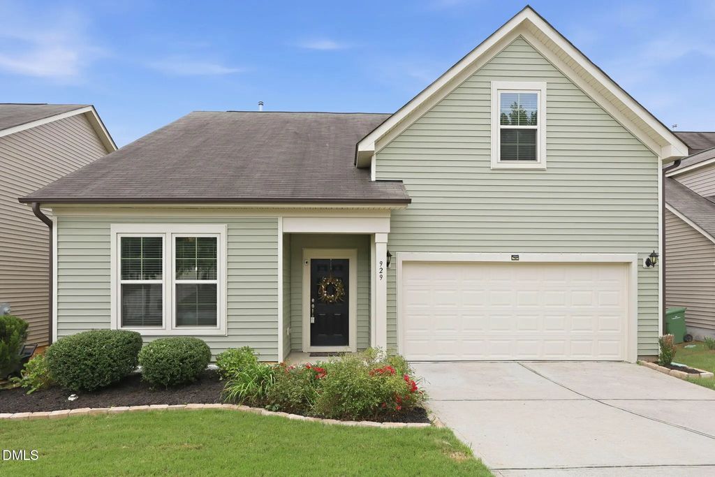 929 Stable Fern Drive, Fuquay Varina