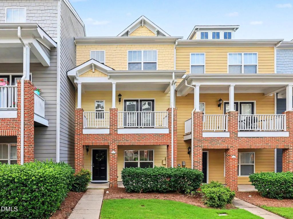311 Kinellan Lane, Cary