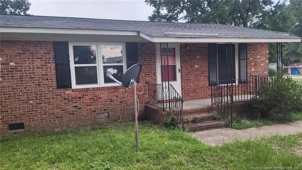 4916 Rosehill Road, Fayetteville