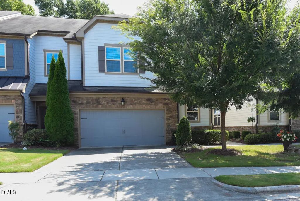 174 Ellsworth Manor Drive, Hillsborough