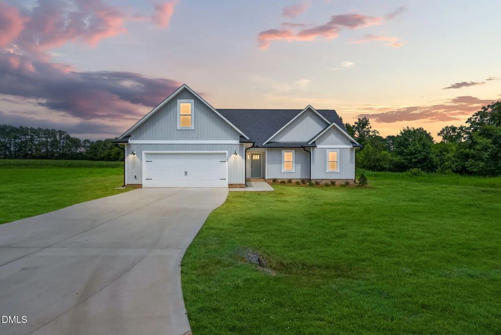 169 Cow Camp Road, Dunn