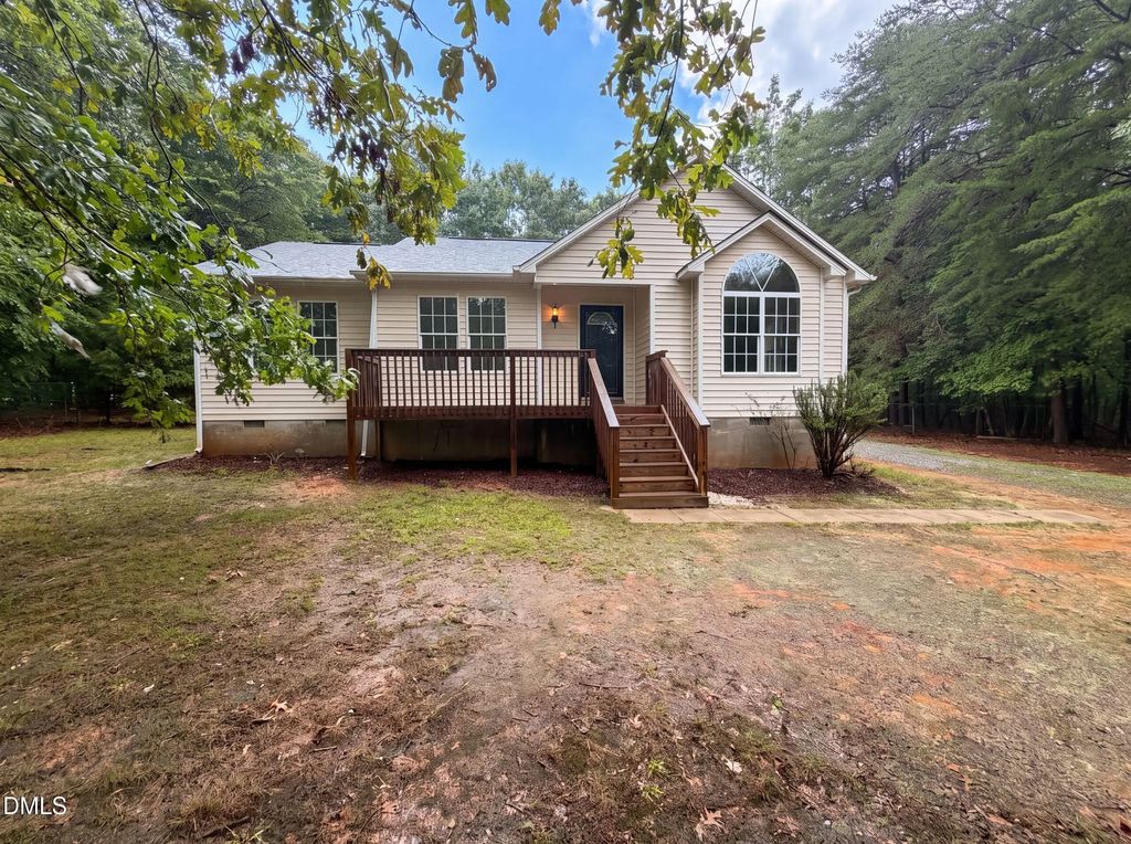 5501 Wagon Farm Road, Efland