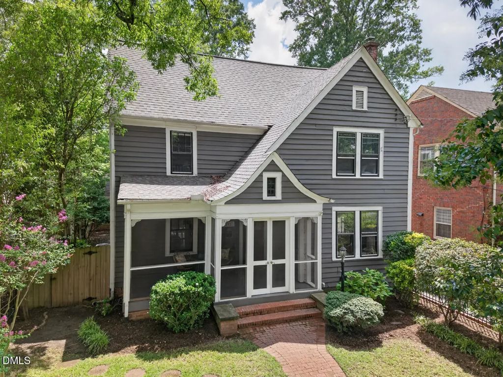 1917 W Club Boulevard, Durham