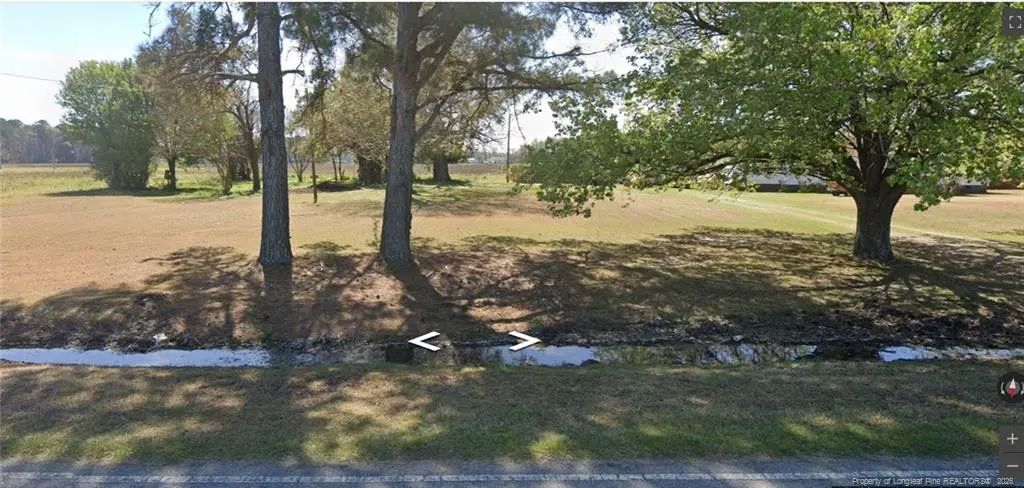 375 Old Kingsdale Road, Lumberton