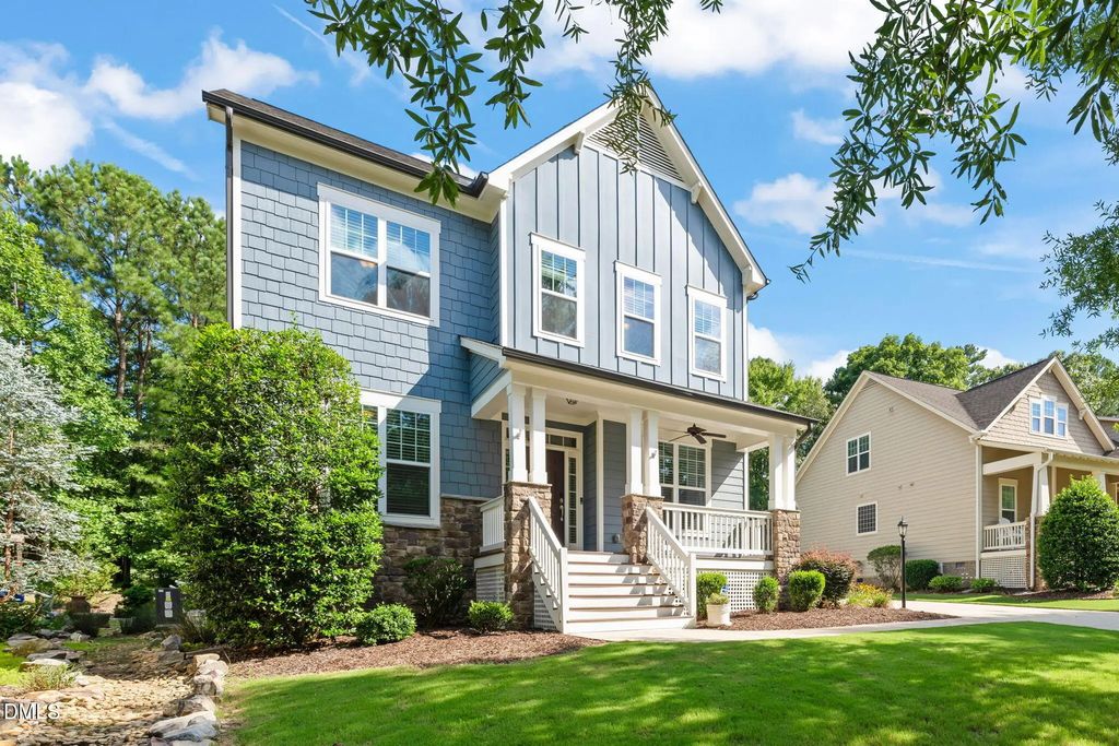 613 Morning Oaks Drive, Holly Springs