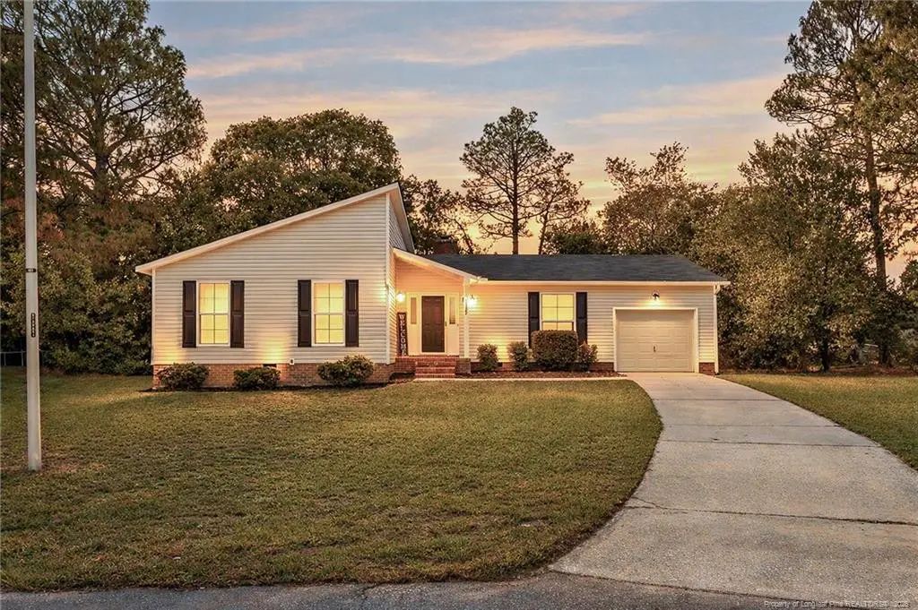 2122 Birchcreft Drive, Fayetteville