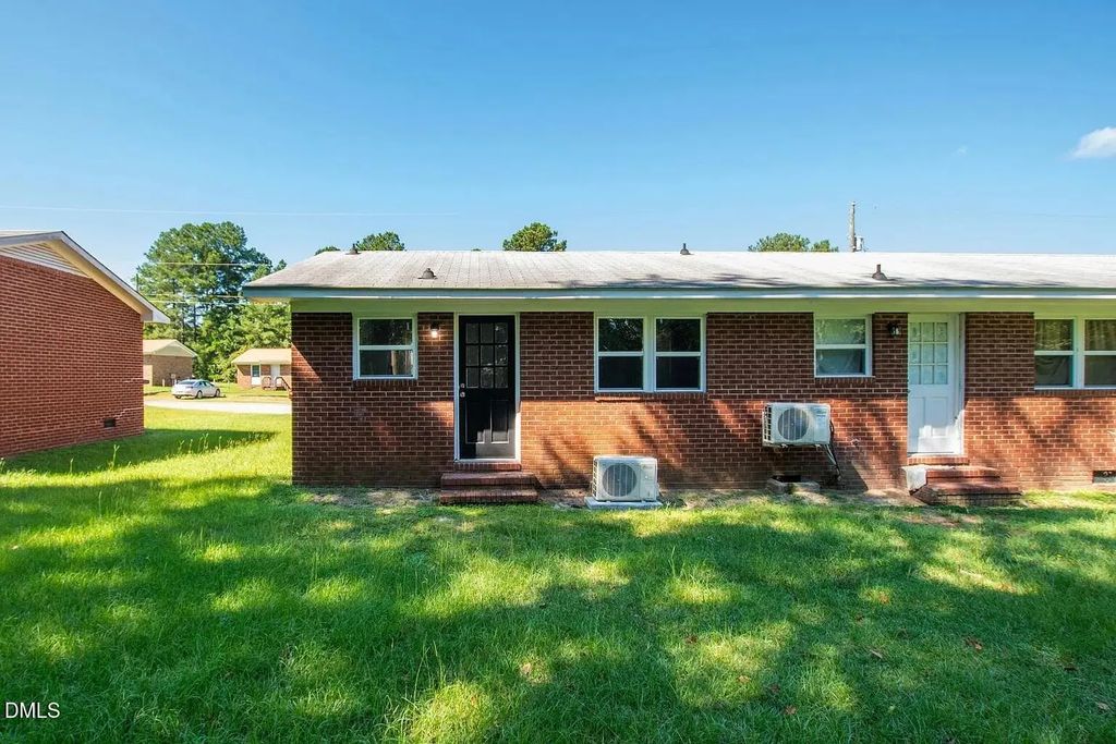 4926 Galveston Drive, Fayetteville