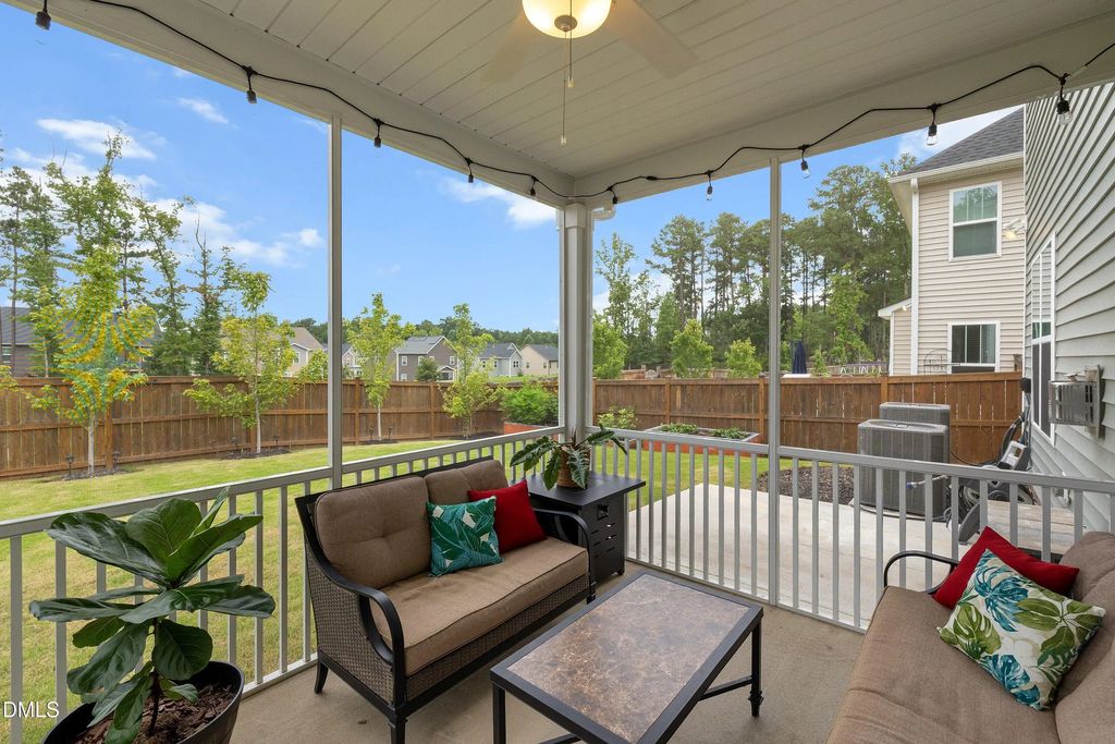 1012 Whispering Creek Court, Knightdale